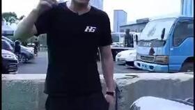 国产兰博积木拼装视频,国产积木还原经典车型，拼装过程精彩纷呈