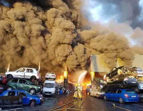 国产机场火灾视频大全