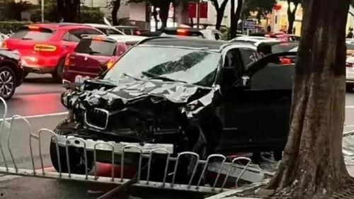 国产电车撞人视频,悲剧瞬间引发社会关注与反思