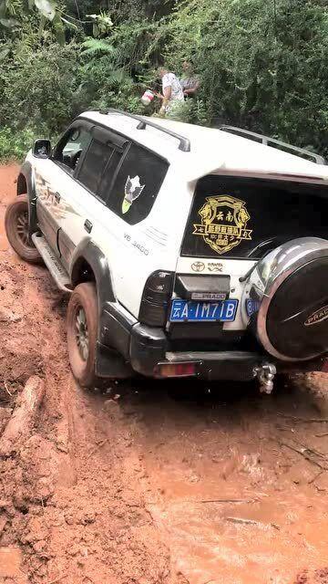 国产越野泥巴路视频